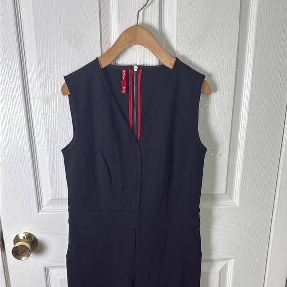Spanx The Perfect Jumpsuit in Black M - Picture 6 of 12